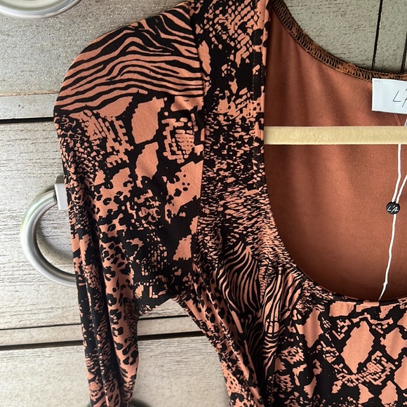 NWT L’academie Nancy midi dress in jungle animal - Picture 7 of 8